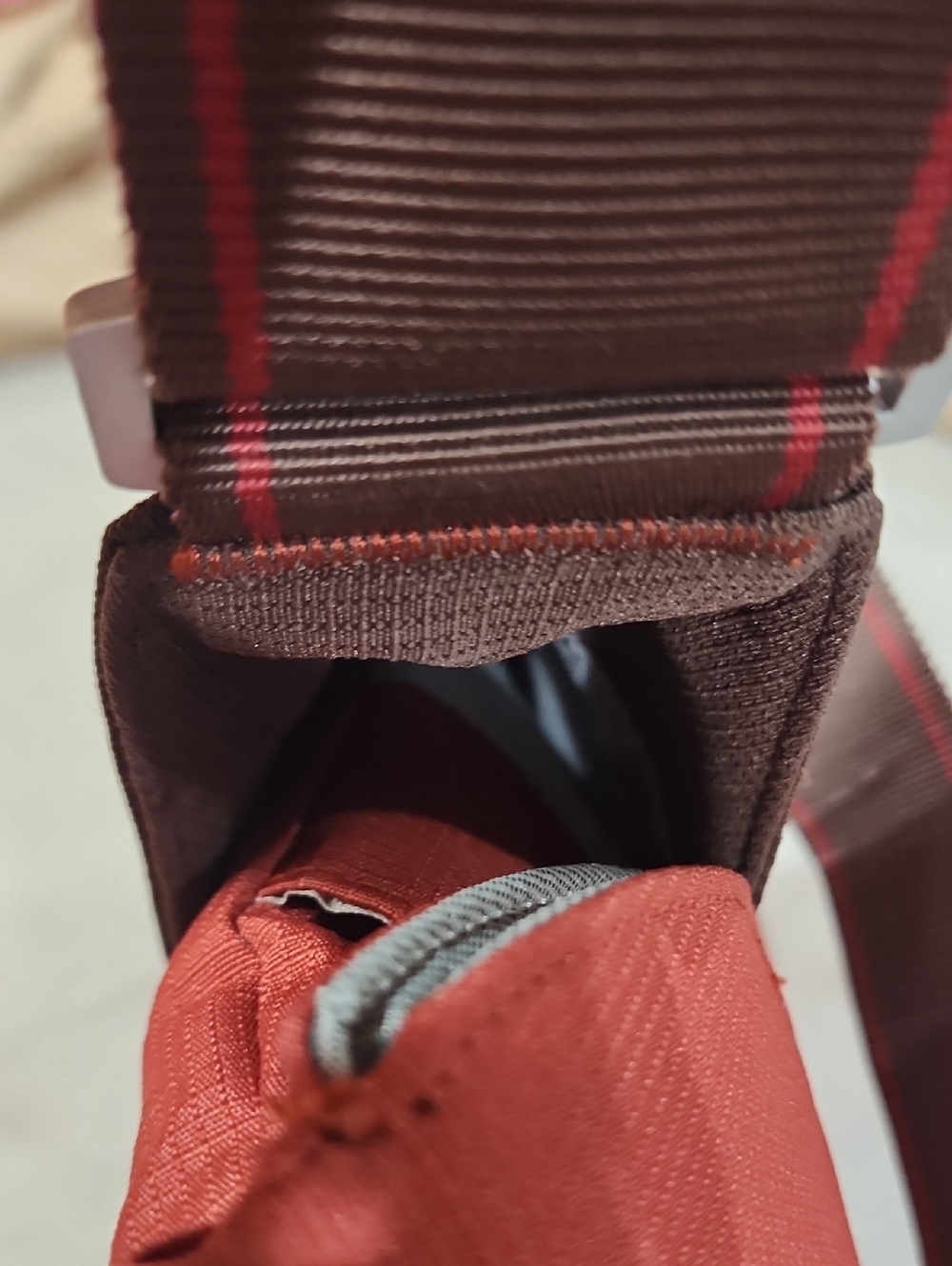 NWOT KEEN Hybrid Transport Rust/Brown Large Messenger Bag - Picture 10 of 11